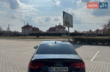 Седан Audi A4 2014 в Шептицькому