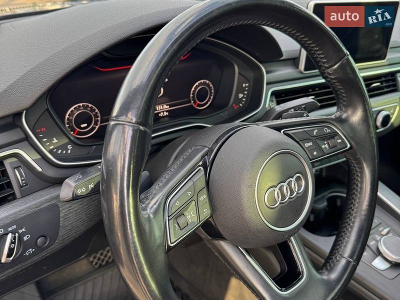 Седан Audi A4 2016 в Киеве