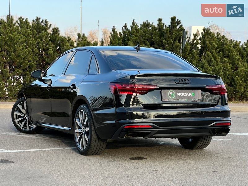 Седан Audi A4 2021 в Києві