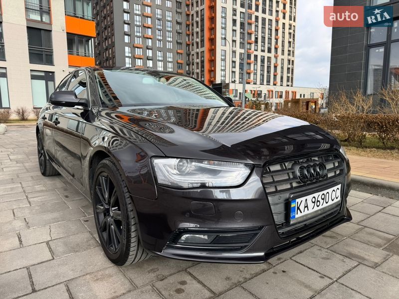 Седан Audi A4 2013 в Києві
