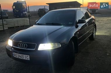 Седан Audi A4 2000 в Хусті