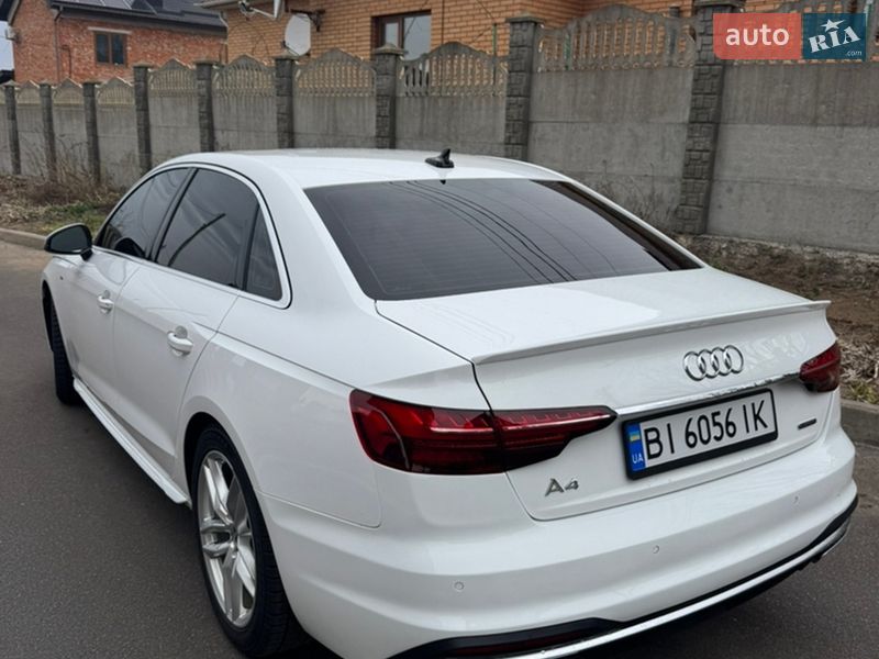 Седан Audi A4 2021 в Полтаве
