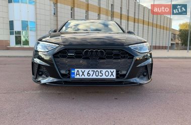 Седан Audi A4 2023 в Харкові