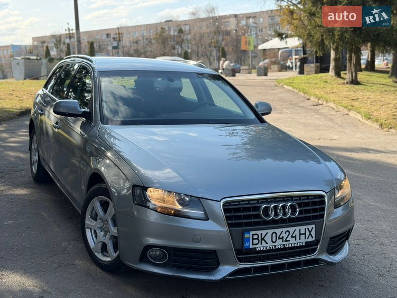 Універсал Audi A4 2010 в Рівному
