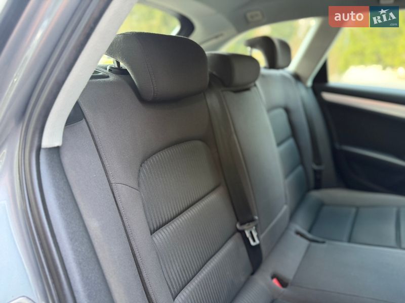 Універсал Audi A4 2010 в Рівному