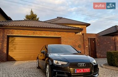 Седан Audi A4 2018 в Днепре