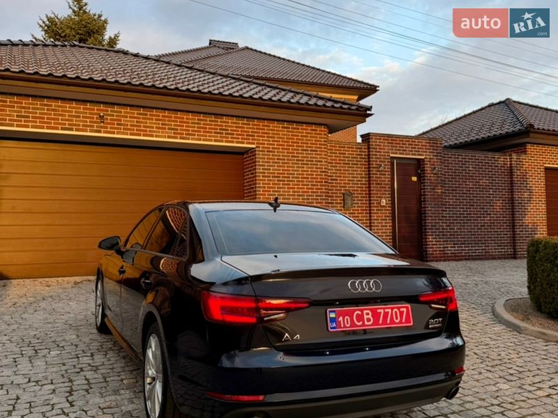 Седан Audi A4 2018 в Днепре