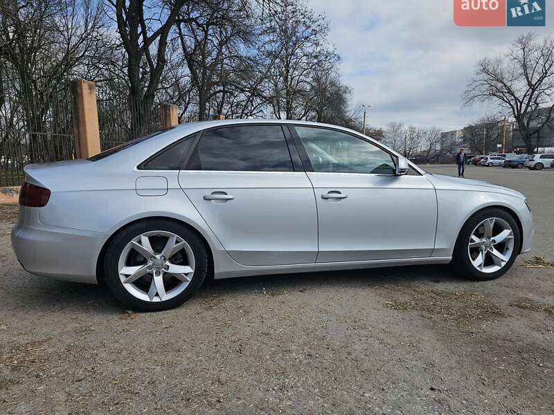 Седан Audi A4 2008 в Кропивницькому
