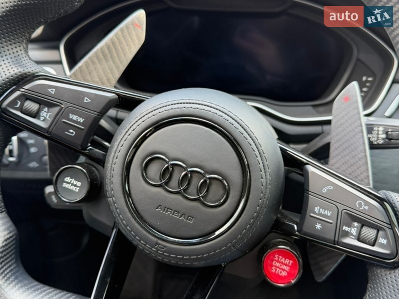 Седан Audi A4 2016 в Киеве