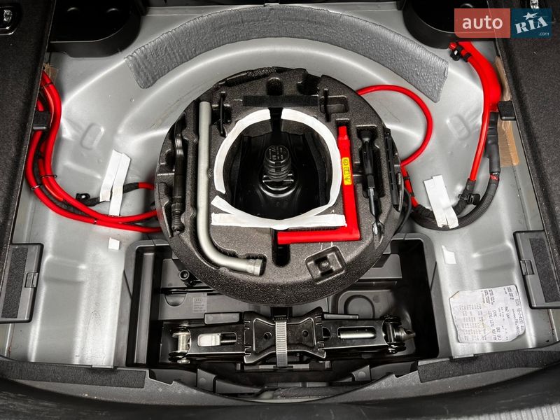 Седан Audi A4 2015 в Краснограде