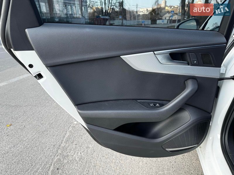 Седан Audi A4 2016 в Києві фото 29 Седан Audi A4 2016 в Києві