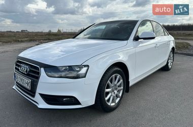 Седан Audi A4 2015 в Виннице