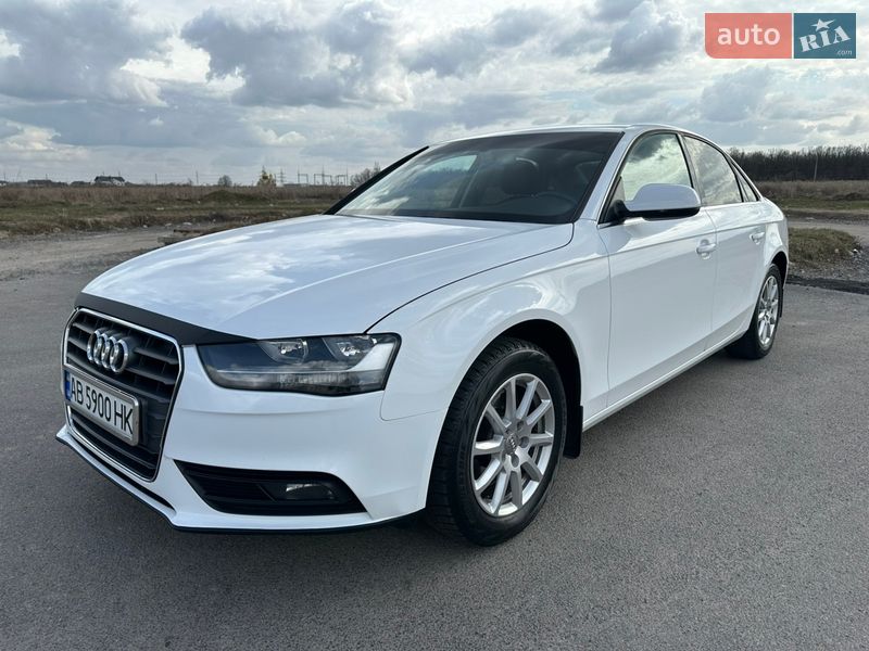 Седан Audi A4 2015 в Виннице