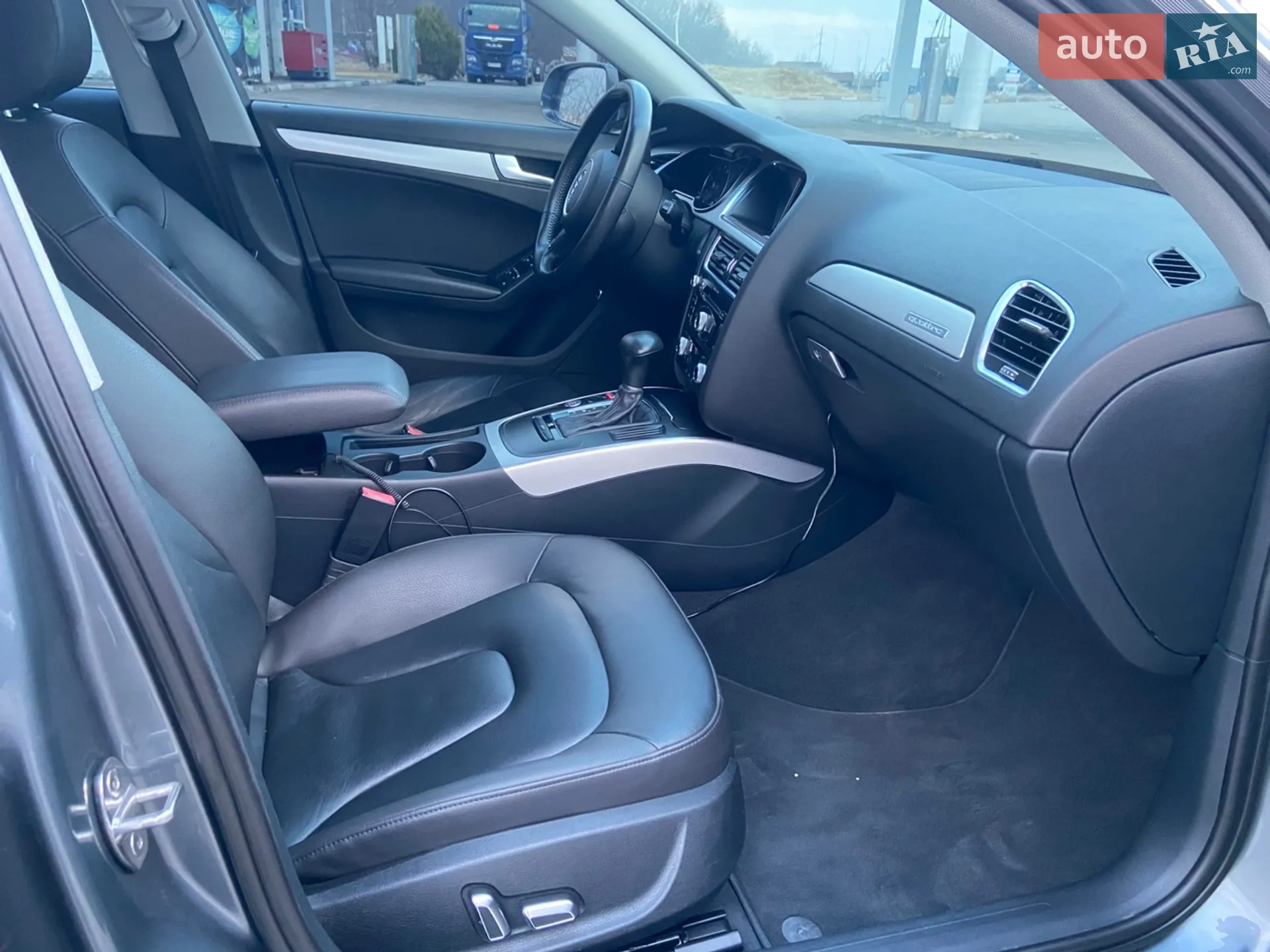 2015 Audi A4 - мініатюра 26