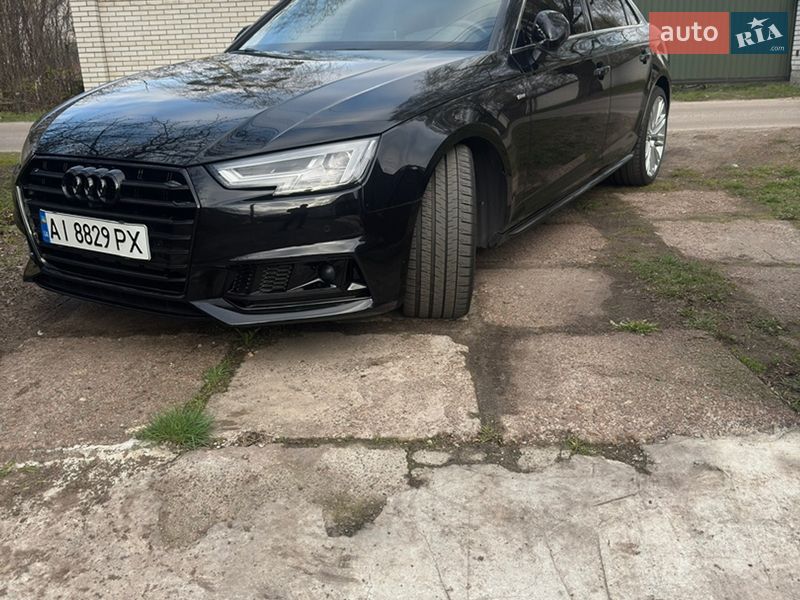 Седан Audi A4 2016 в Киеве