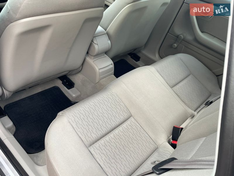 Седан Audi A4 2006 в Сарнах фото 118 Седан Audi A4 2006 в Сарнах