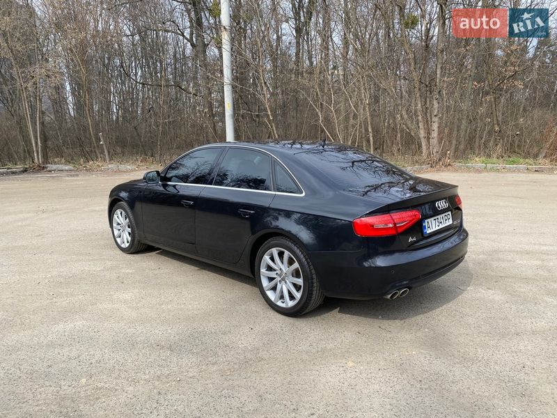 Седан Audi A4 2013 в Киеве