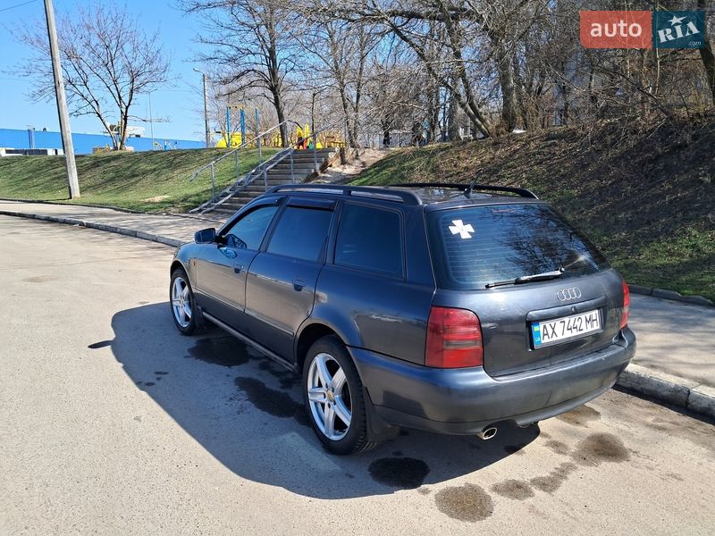 Универсал Audi A4 1998 в Харькове