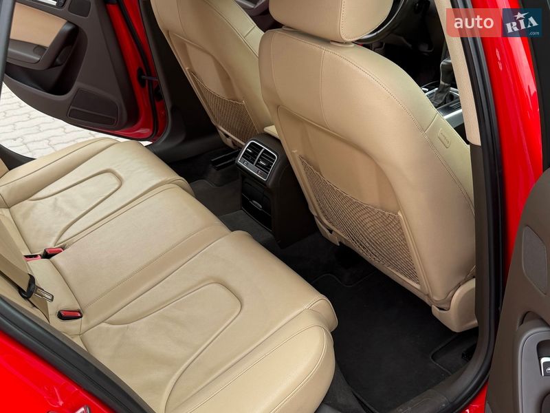 Седан Audi A4 2015 в Радехове