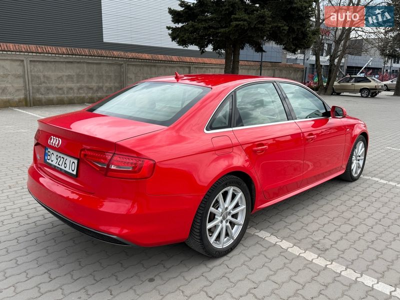 Седан Audi A4 2015 в Радехове