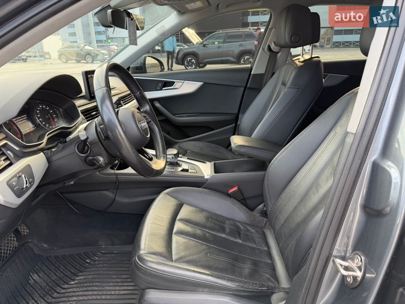 Седан Audi A4 2017 в Києві