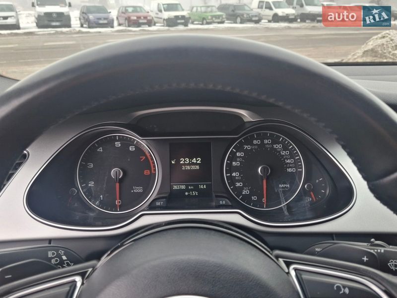 Седан Audi A4 2015 в Кам'янець-Подільському
