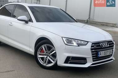 Седан Audi A4 2016 в Киеве