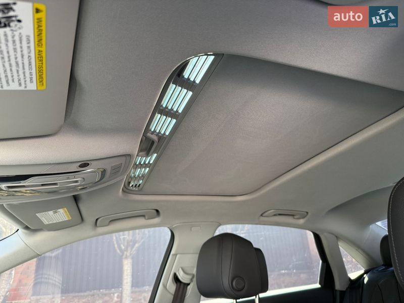 Седан Audi A4 2017 в Киеве