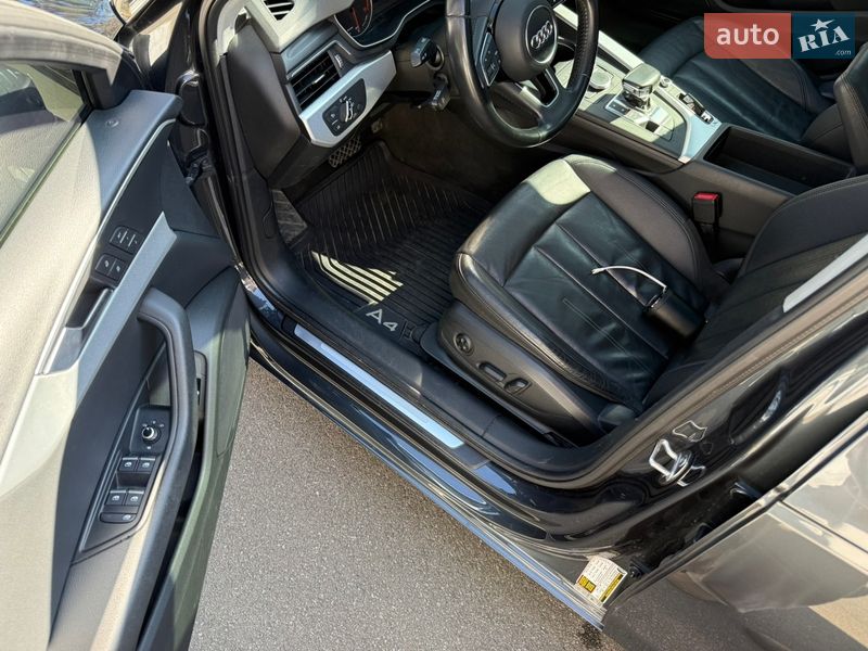 Седан Audi A4 2017 в Киеве