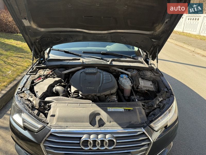 Седан Audi A4 2017 в Киеве