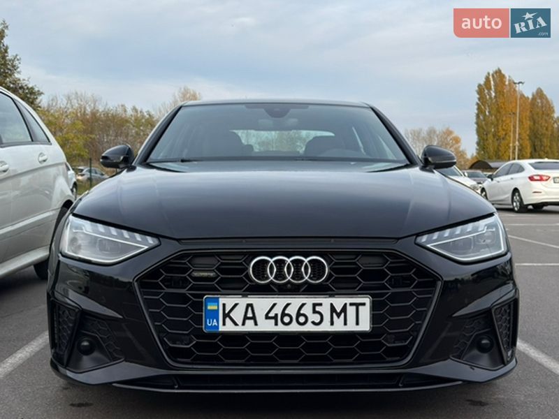 Седан Audi A4 2020 в Киеве