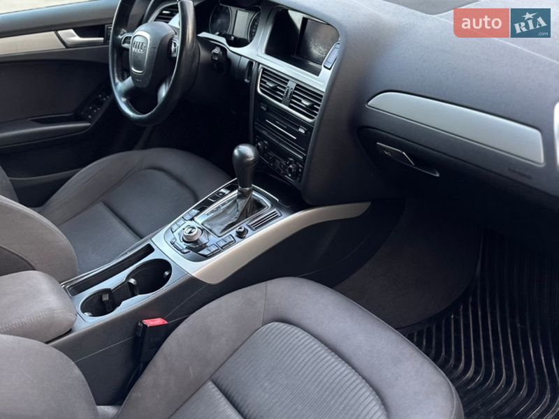Универсал Audi A4 2010 в Луцке
