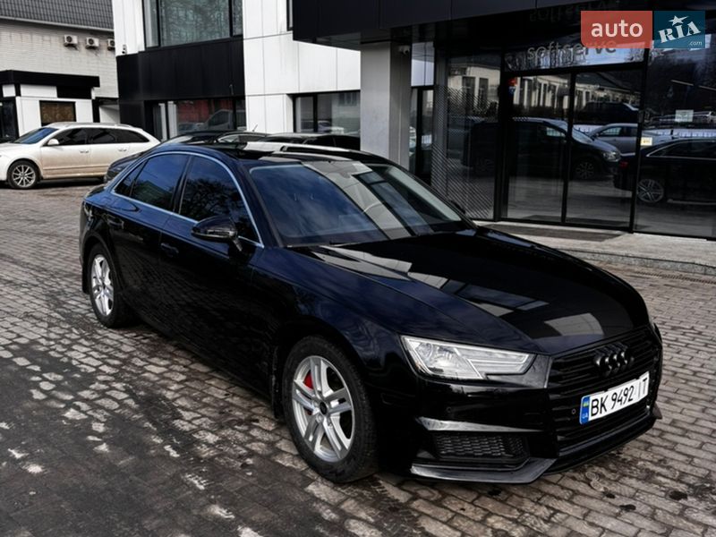 2018 Audi A4, VIN WAUANAF41KA011041:plate — фото 1 (autoria)