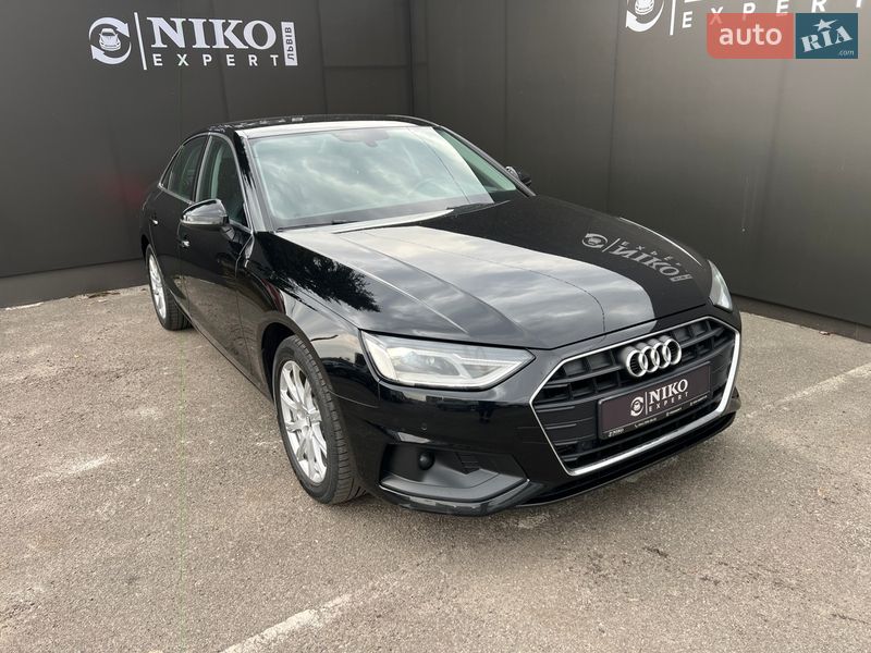 Седан Audi A4 2020 в Львове