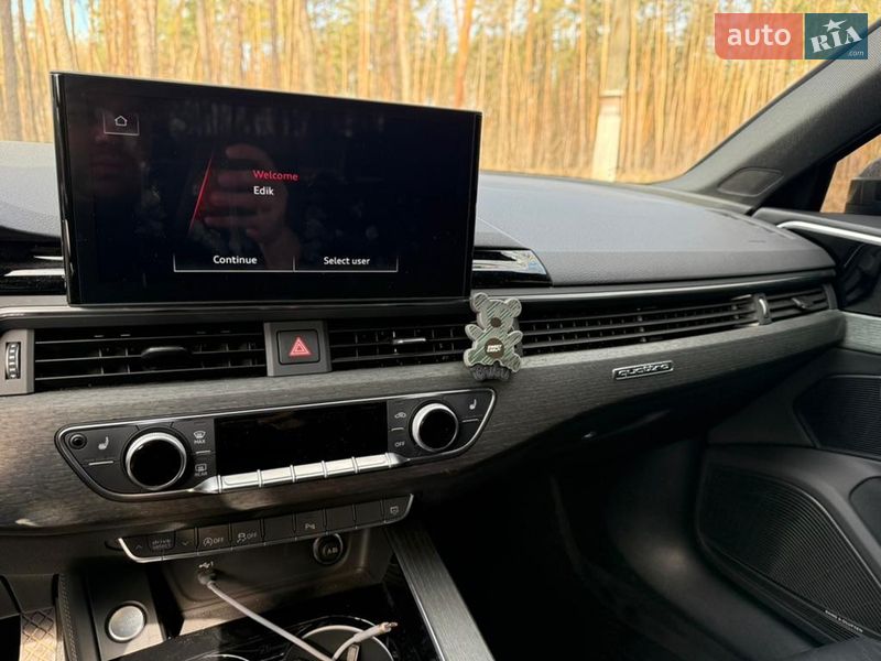 Седан Audi A4 2023 в Харькове