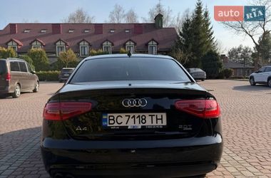 Седан Audi A4 2012 в Львове