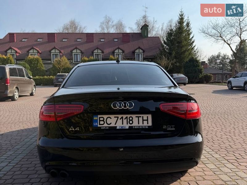 Седан Audi A4 2012 в Львові