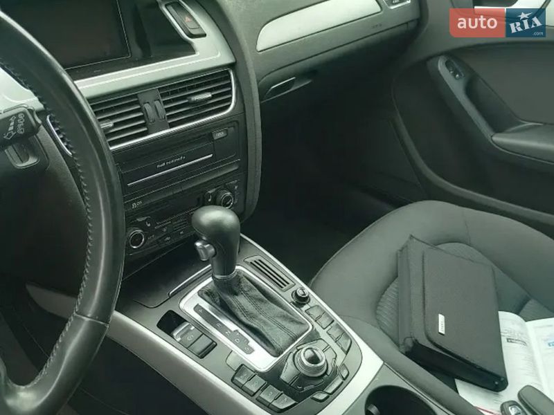 Универсал Audi A4 2012 в Киеве