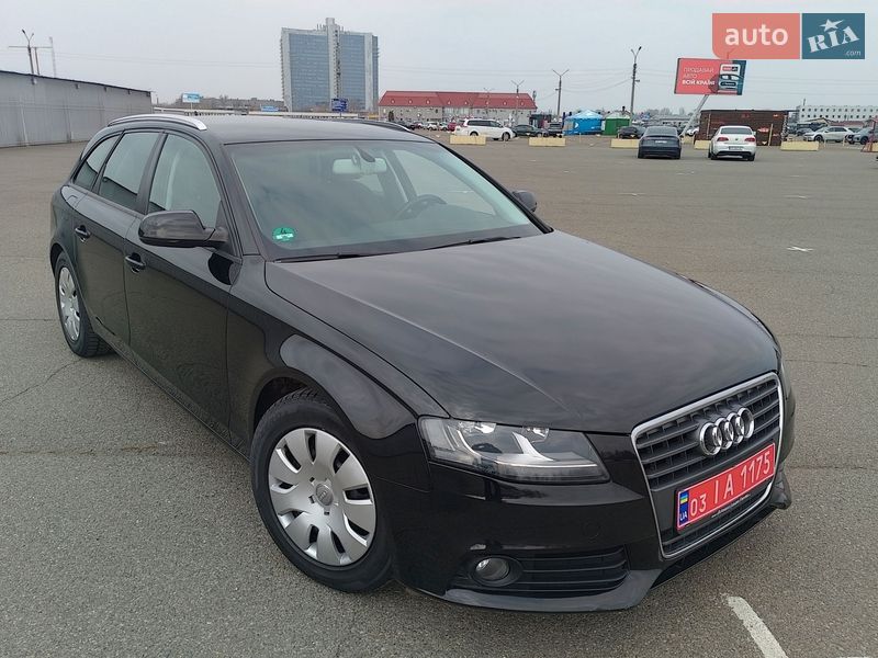 Универсал Audi A4 2012 в Киеве