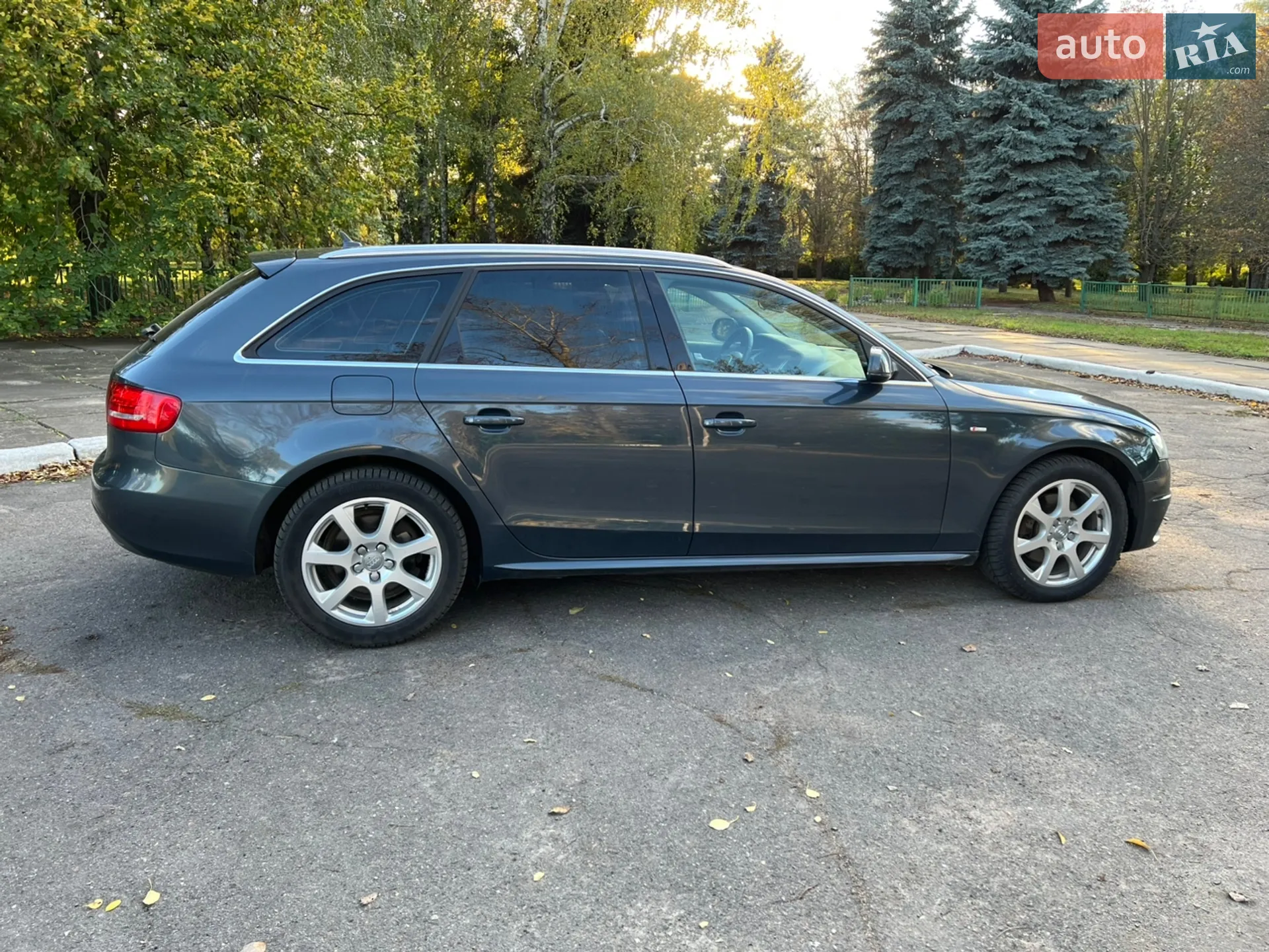 2010 Audi A4 - мініатюра 5