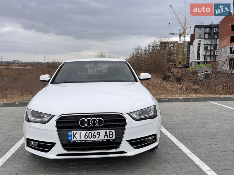 Седан Audi A4 2014 в Ирпене