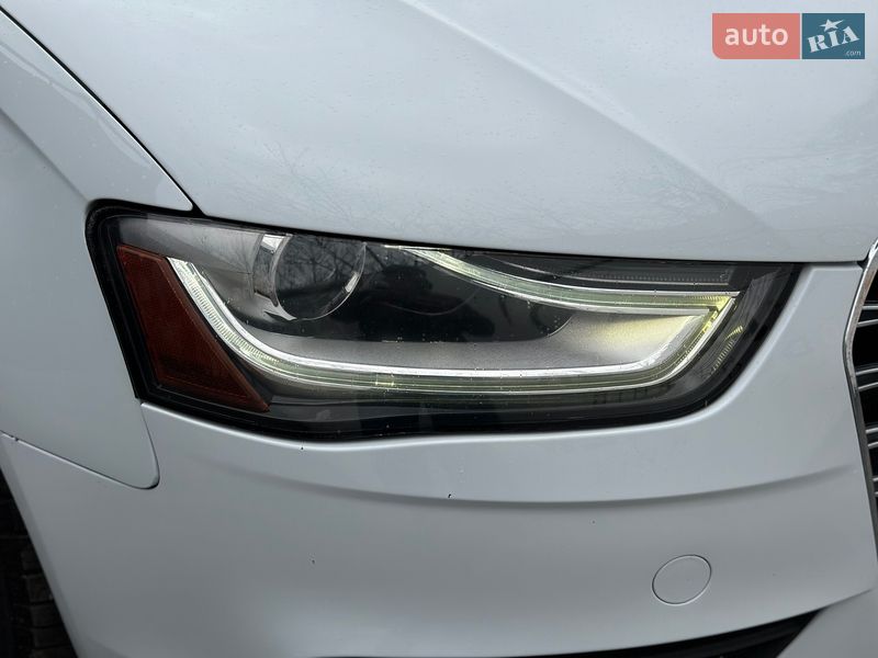 Седан Audi A4 2013 в Києві