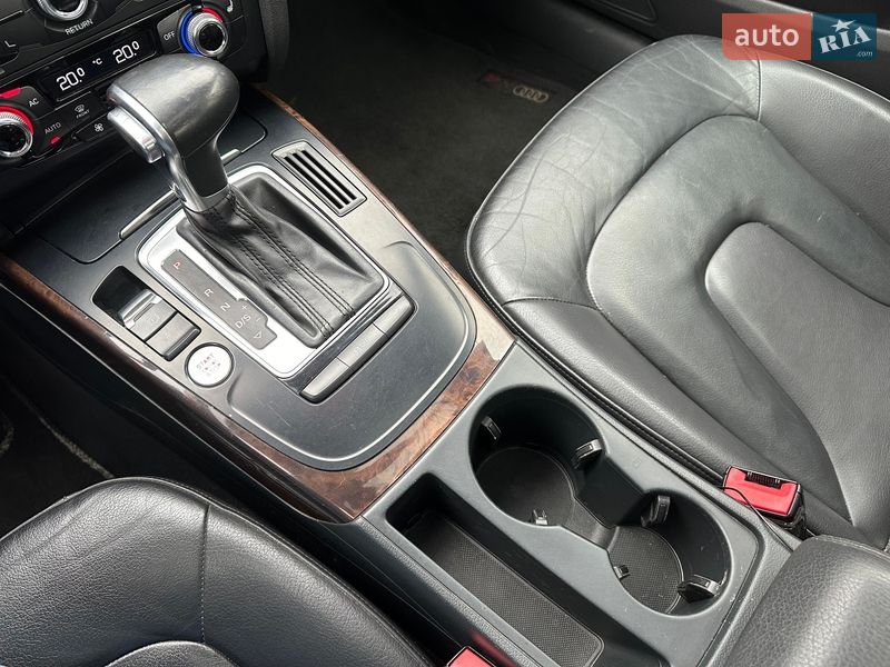 Седан Audi A4 2013 в Києві