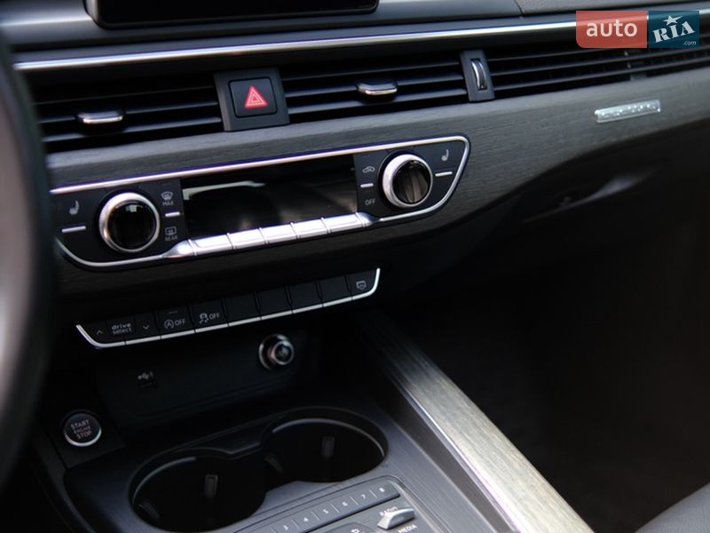 Седан Audi A4 2019 в Києві