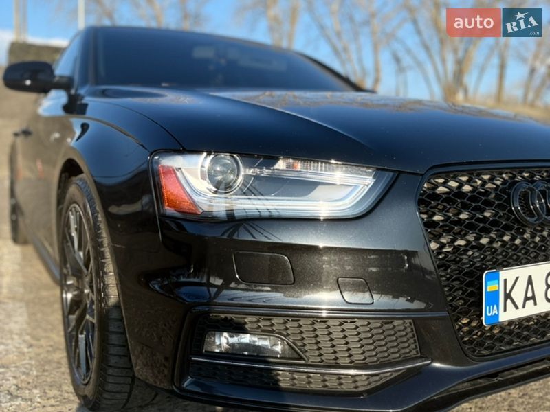Седан Audi A4 2013 в Києві