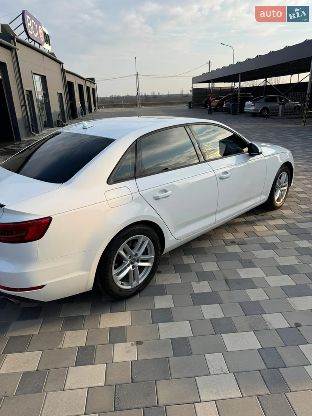 2017 Audi A4 - мініатюра 6