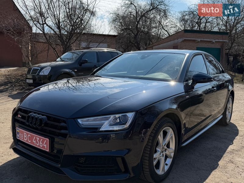 Седан Audi A4 2018 в Пирятине