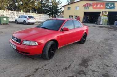 Седан Audi A4 1996 в Чернівцях
