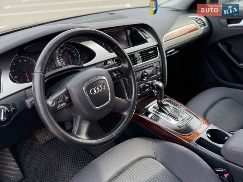 Седан Audi A4 2008 в Виннице