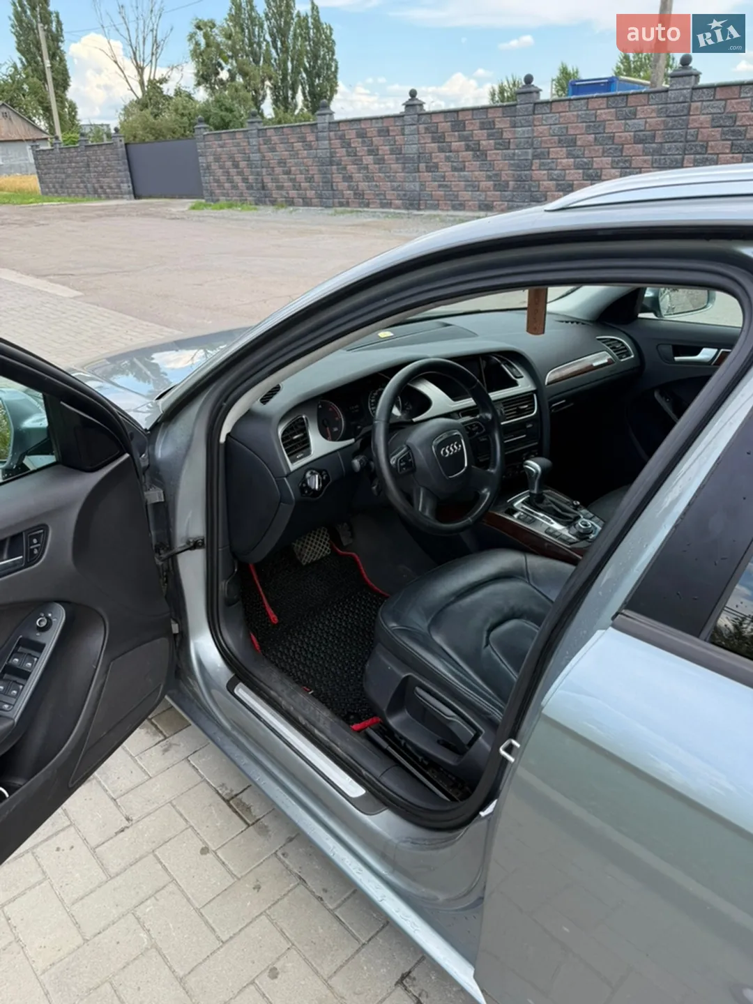 2010 Audi A4 - мініатюра 10